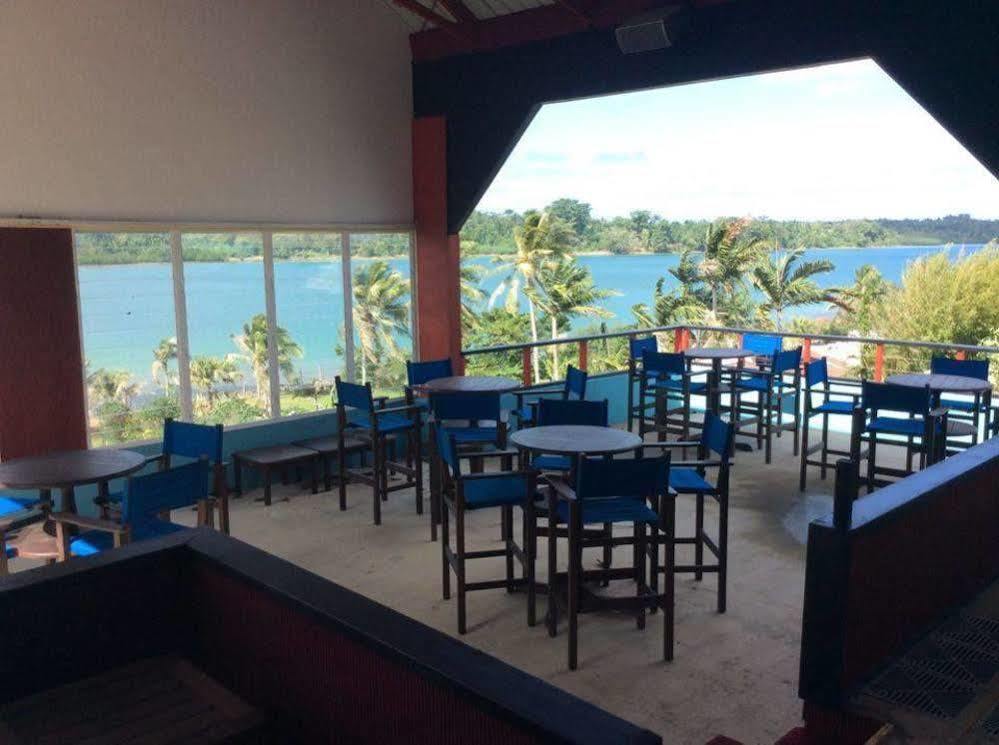 Retreat Seaside Vandrehjem Port Vila Eksteriør billede